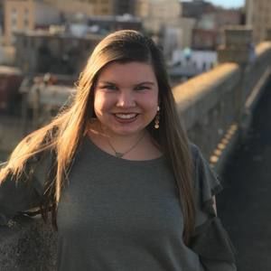 Meet your Posher, Madalyn